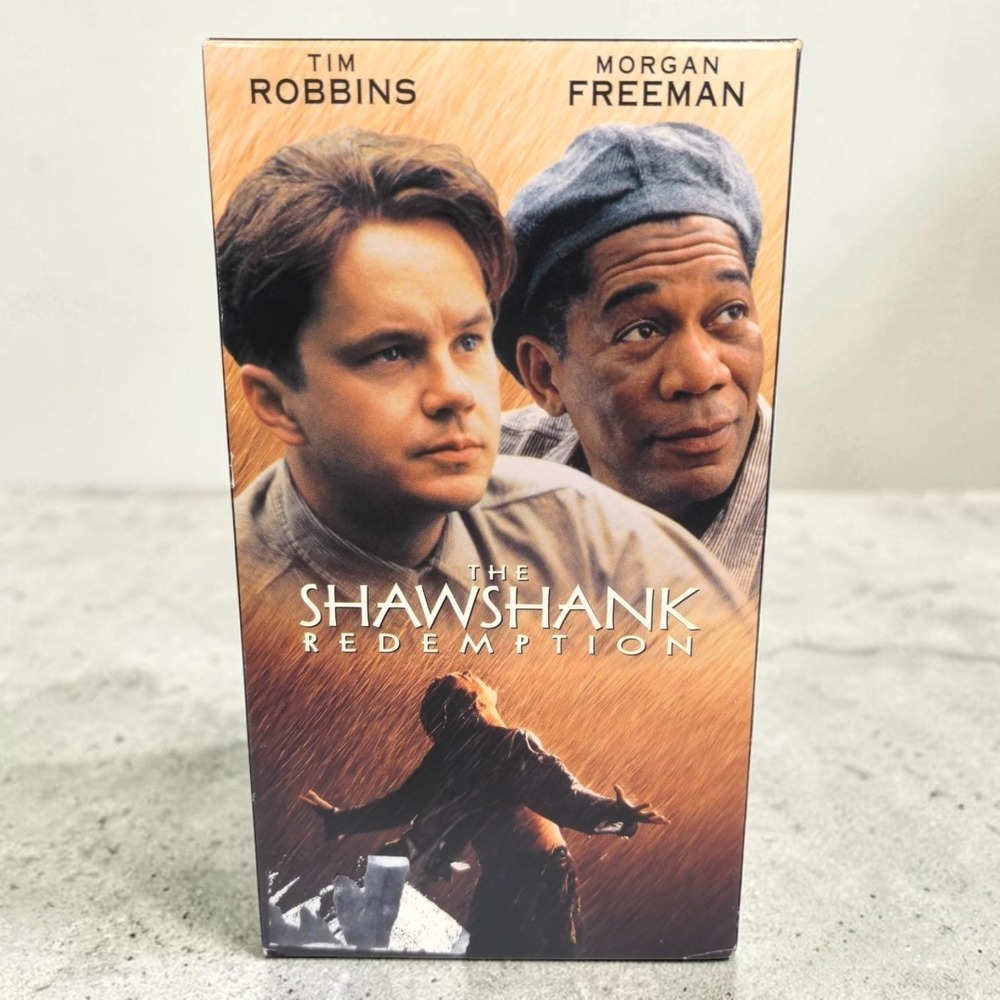 VTG The Shawshank Redemption VHS 1997 Warner Home Video Robbins Freeman Drama